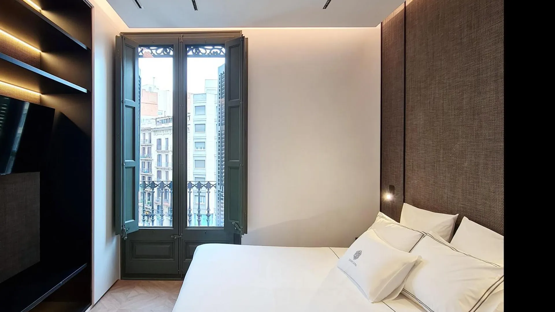 Апартаменты Elegant Minimalist Retreat In Барселона